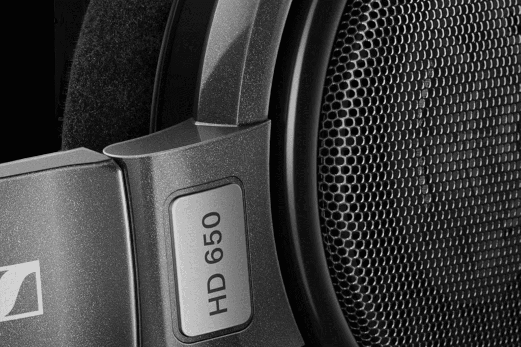 Sennheiser HD 650 Review: Audiophile Excellence-viewbest-headphomes.com