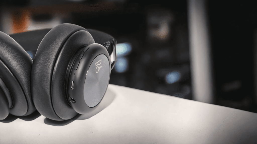 Bang & Olufsen Beoplay H4 Review: Pure Sound Quality-viewbest-headphones.com