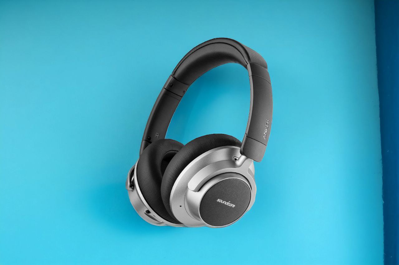 Anker Soundcore Space NC noise cancelling headphones with effective noise reduction and clear audio.